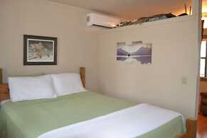 Echo Canyon Resort & Marina