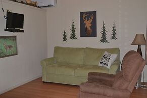 Echo Canyon Resort & Marina