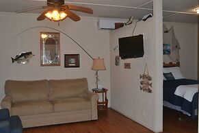 Echo Canyon Resort & Marina