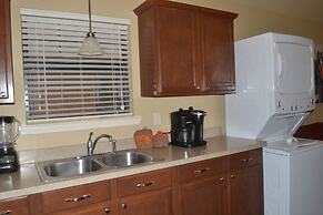 Echo Canyon Resort & Marina