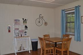 Echo Canyon Resort & Marina