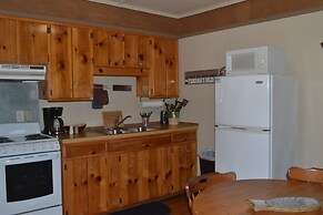 Echo Canyon Resort & Marina