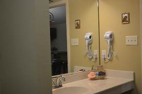 Echo Canyon Resort & Marina