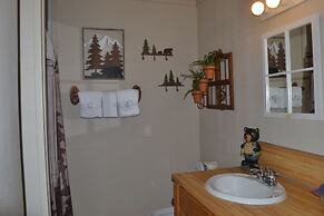 Echo Canyon Resort & Marina