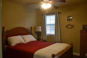 Echo Canyon Resort & Marina