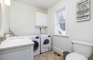 Black Rock Home - 4 bed - Jacuzzi Bath - Beach