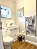 Renovated Cottage in Sherborne With Stunning Views