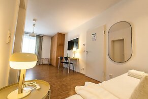 Airport Messe Hotel