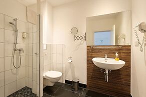 Airport Messe Hotel