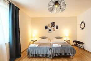 Airport Messe Hotel