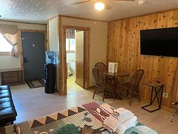 Benzonia Rustic Resort