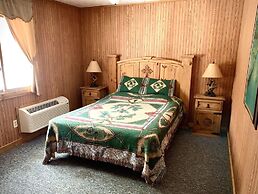 Benzonia Rustic Resort