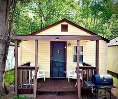 Benzonia Rustic Resort