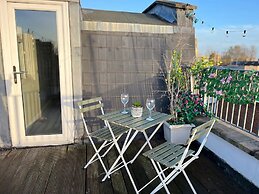 Modern with Stylish Terrace