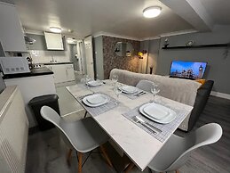 Modern with Stylish Terrace