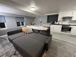 Modern with Stylish Terrace