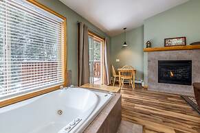 Stonebrook Resort - Adults Only