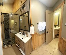 Stonebrook Resort - Adults Only