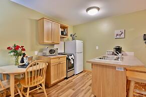 Stonebrook Resort - Adults Only