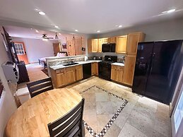 Stonebrook Resort - Adults Only