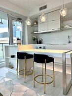 Adastay Suites Toronto