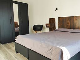 Suite Apartments Porto Pino I4mori