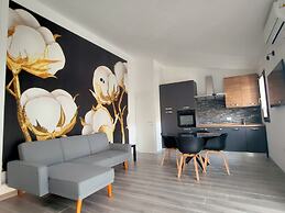 Suite Apartments Porto Pino I4mori