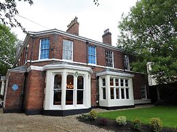 Claremont The Broderick