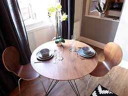 Claremont The Corson