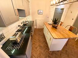 Claremont The Deakin