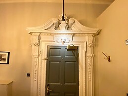 Claremont The Deakin