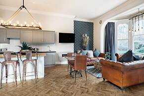 Claremont The Heaton