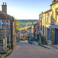 b Hill Cottage Haworth