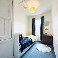 b Hill Cottage Haworth