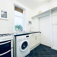 b Hill Cottage Haworth