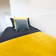 b Hill Cottage Haworth