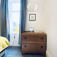 b Hill Cottage Haworth