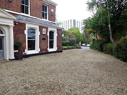 Claremont The Waterhouse