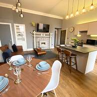 Claremont The Waterhouse