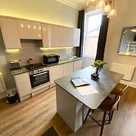 Claremont The Waterhouse