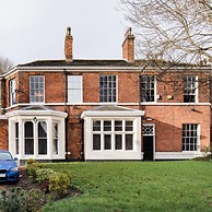 Claremont The Waterhouse