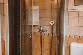 Apartment With Atrium Anabela