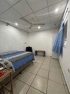 Sugarloaf Beachhouse and Surf Lodge