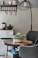 Twisted Lemon Restaurant & Boutique Inn