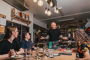 Twisted Lemon Restaurant & Boutique Inn