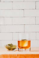 Twisted Lemon Restaurant & Boutique Inn