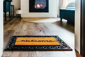 Twisted Lemon Restaurant & Boutique Inn