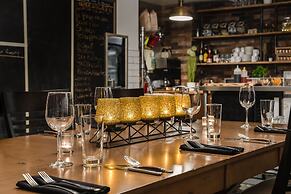 Twisted Lemon Restaurant & Boutique Inn