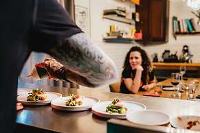 Twisted Lemon Restaurant & Boutique Inn