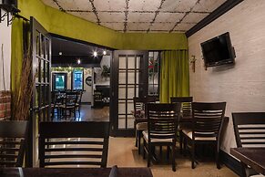 Twisted Lemon Restaurant & Boutique Inn